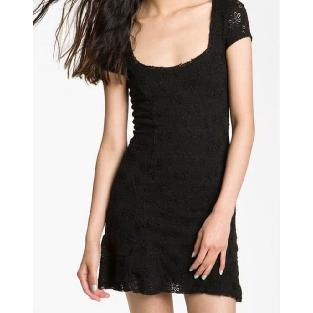 Free People Womens Black Daisy Godet Lace Floral Boho Chic Classic Dress Size XS